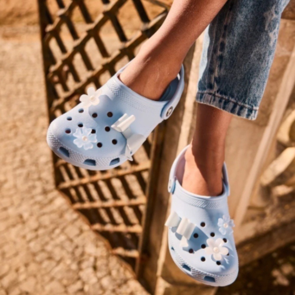 CROCS Unisex Classic Clogs, New With Tags, Size Women's 9/Men's 7, See Size Note - Picture 5 of 6
